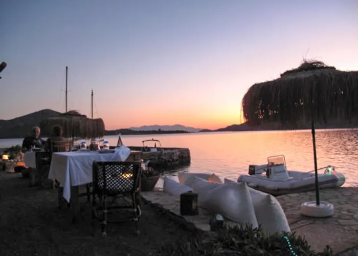 Pensjonat Yacht Club *