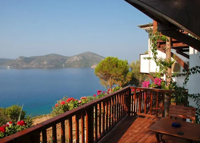 Konukevi Yacht Club Bozburun